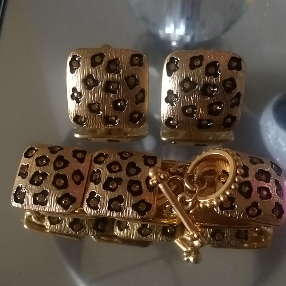 STUNNING SET